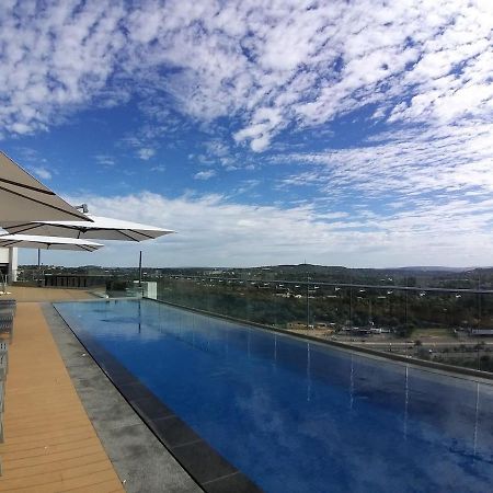 Menlyn Maine Apartments Pretoria-Noord Exteriör bild