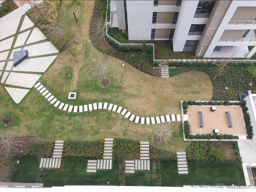 Menlyn Maine Apartments Pretoria-Noord Exteriör bild
