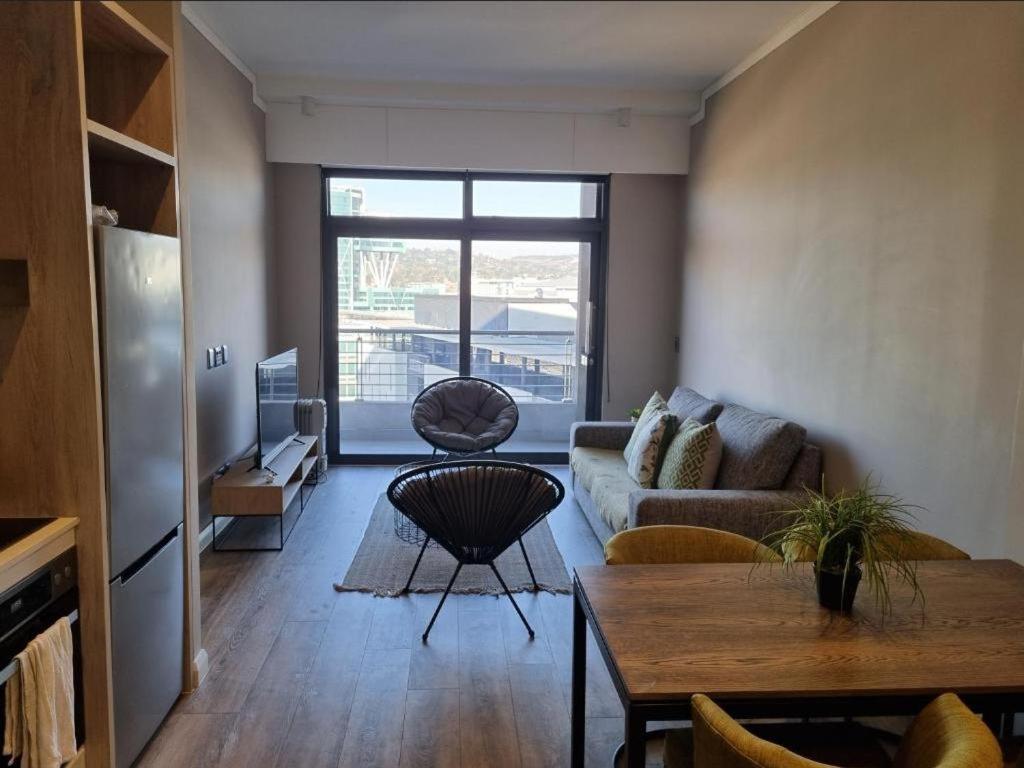 Menlyn Maine Apartments Pretoria-Noord Exteriör bild