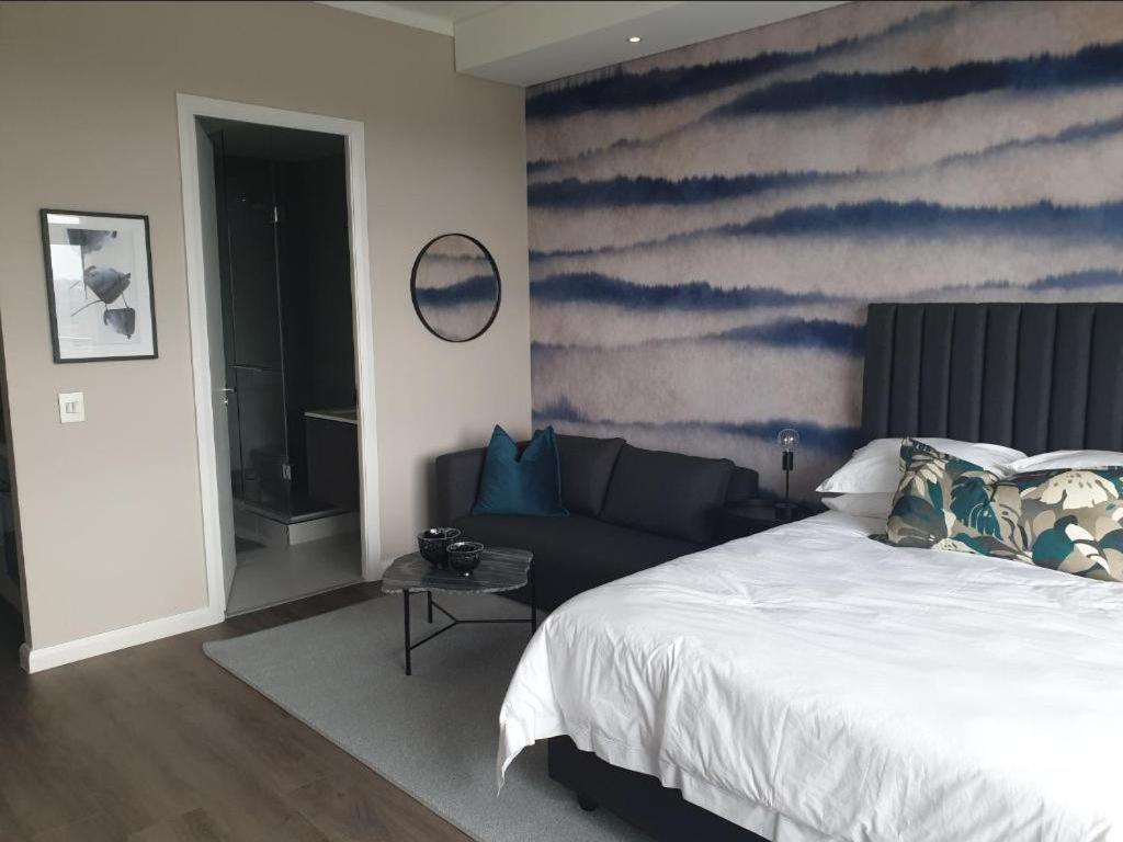 Menlyn Maine Apartments Pretoria-Noord Exteriör bild