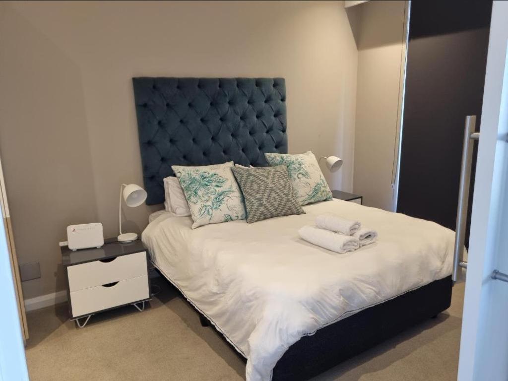 Menlyn Maine Apartments Pretoria-Noord Exteriör bild